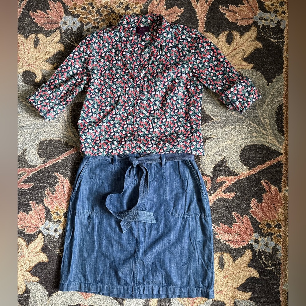 TALBOTS Chambray Denim French Dot Embroidered Mini Skirt